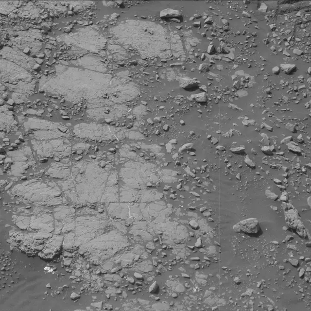 Sol 2793: Mast Camera (Mastcam)