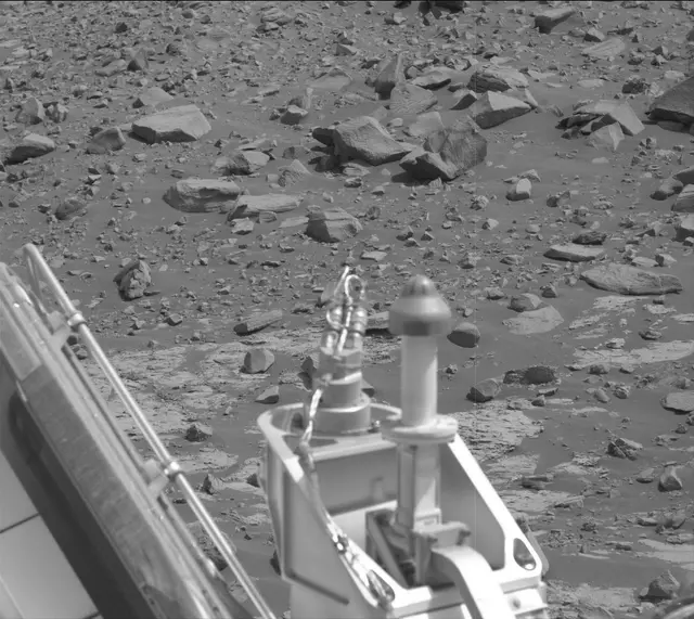 Sol 2789: Mast Camera (Mastcam)