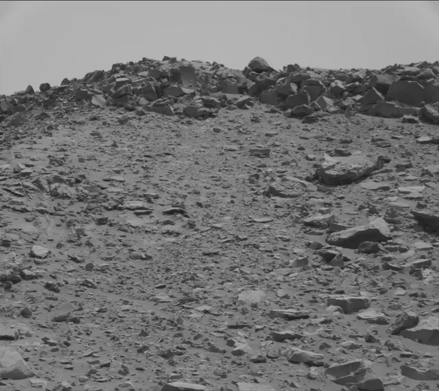 Sol 2790: Mast Camera (Mastcam)