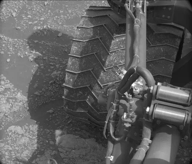 Sol 2793: Mast Camera (Mastcam)
