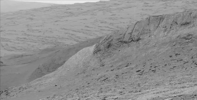 Sol 2795: Mast Camera (Mastcam)