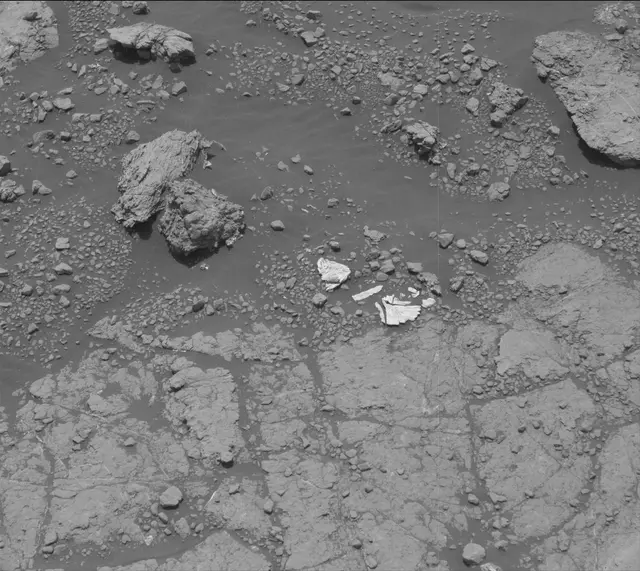 Sol 2795: Mast Camera (Mastcam)