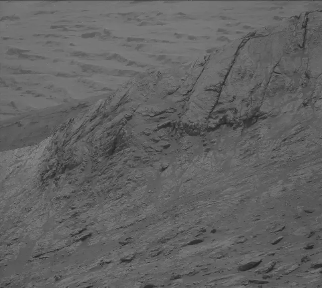 Sol 2795: Mast Camera (Mastcam)