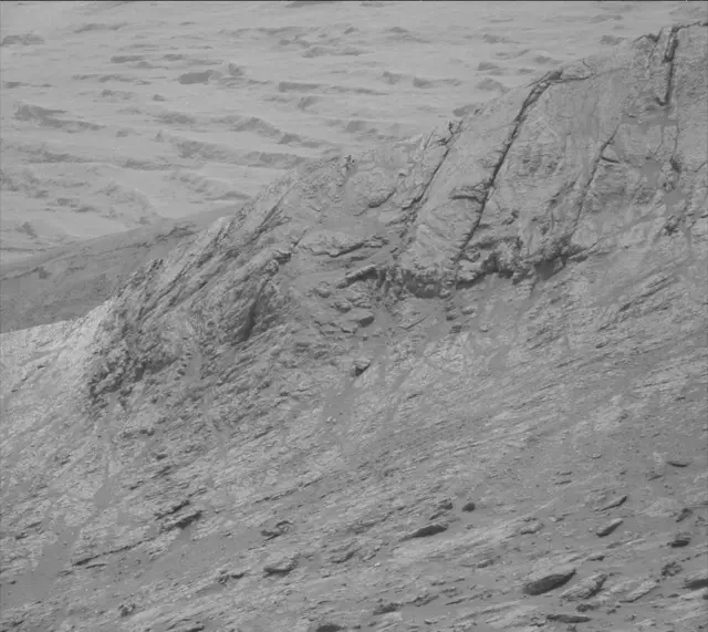 Sol 2795: Mast Camera (Mastcam)