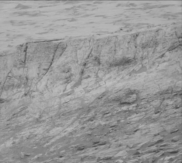 Sol 2795: Mast Camera (Mastcam)