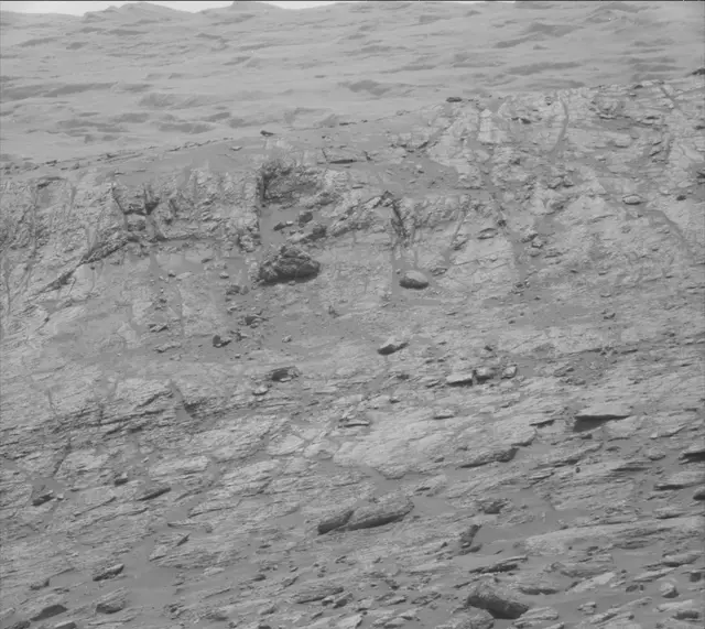 Sol 2795: Mast Camera (Mastcam)