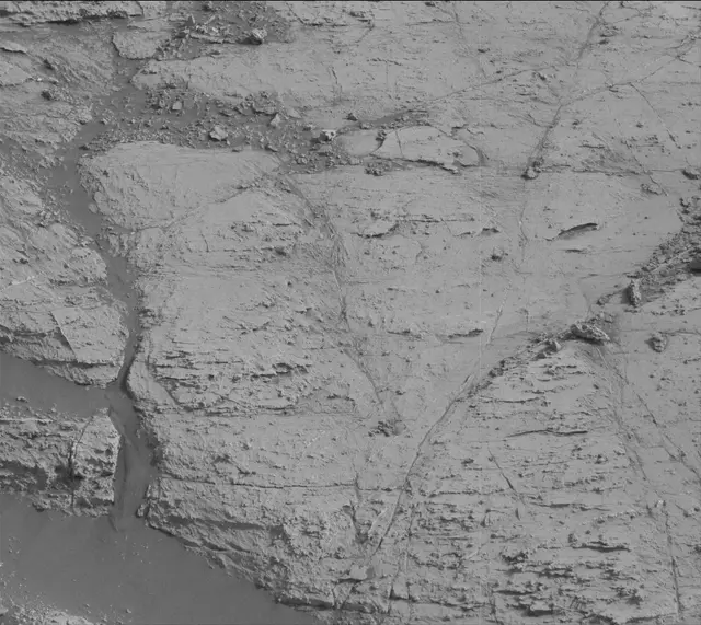 Sol 2797: Mast Camera (Mastcam)