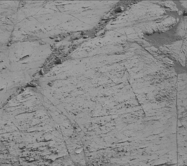 Sol 2797: Mast Camera (Mastcam)
