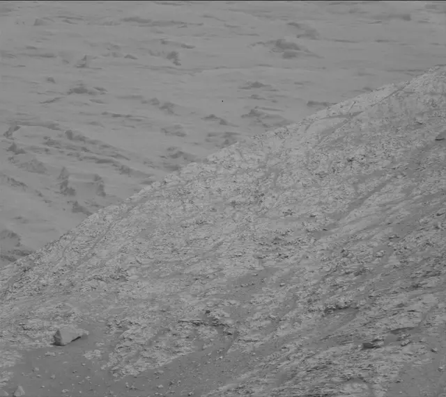 Sol 2797: Mast Camera (Mastcam)