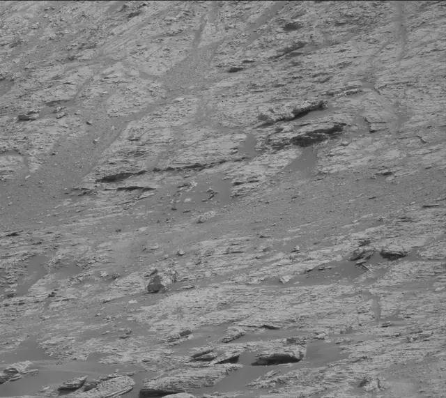 Sol 2797: Mast Camera (Mastcam)