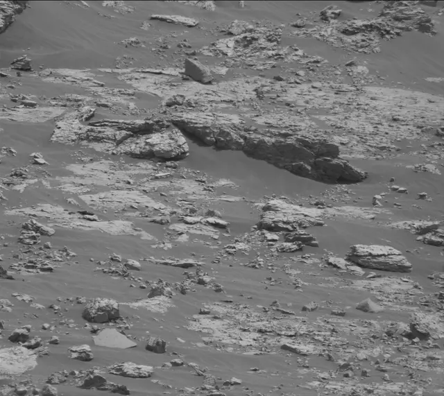 Sol 2797: Mast Camera (Mastcam)