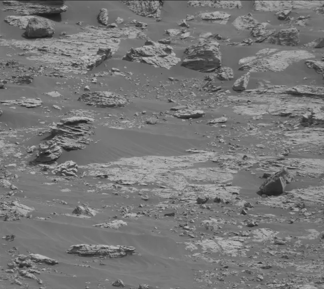 Sol 2797: Mast Camera (Mastcam)