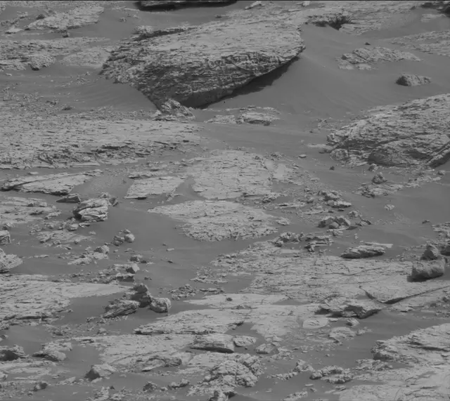 Sol 2797: Mast Camera (Mastcam)