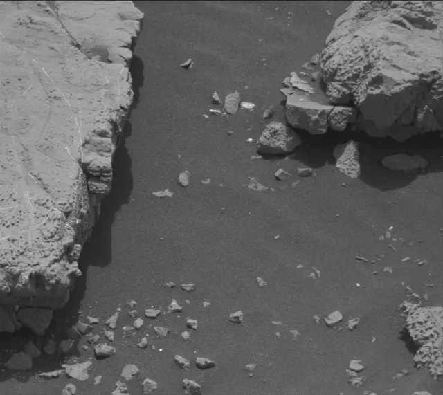 Sol 2797: Mast Camera (Mastcam)