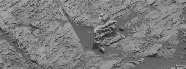 Sol 2799: Mast Camera (Mastcam)