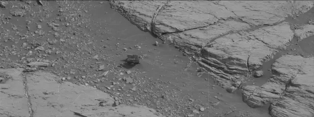 Sol 2799: Mast Camera (Mastcam)