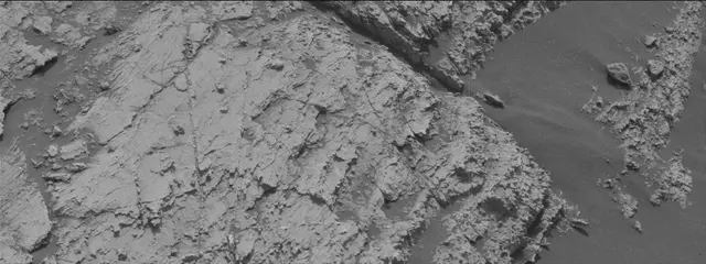 Sol 2799: Mast Camera (Mastcam)