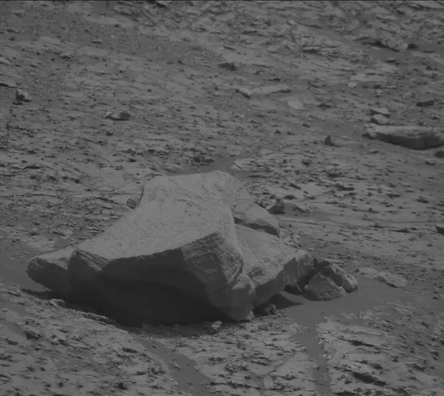 Sol 2799: Mast Camera (Mastcam)