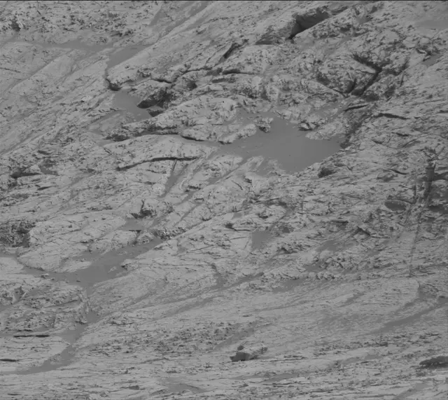 Sol 2799: Mast Camera (Mastcam)