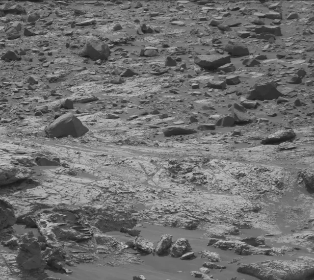Sol 2799: Mast Camera (Mastcam)