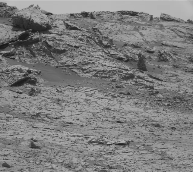 Sol 2799: Mast Camera (Mastcam)