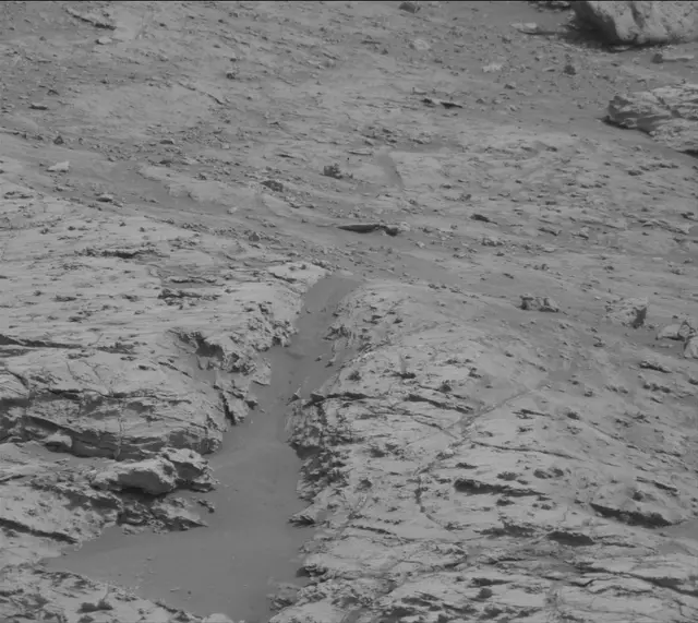 Sol 2799: Mast Camera (Mastcam)