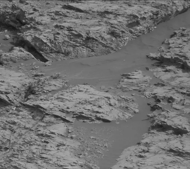 Sol 2799: Mast Camera (Mastcam)