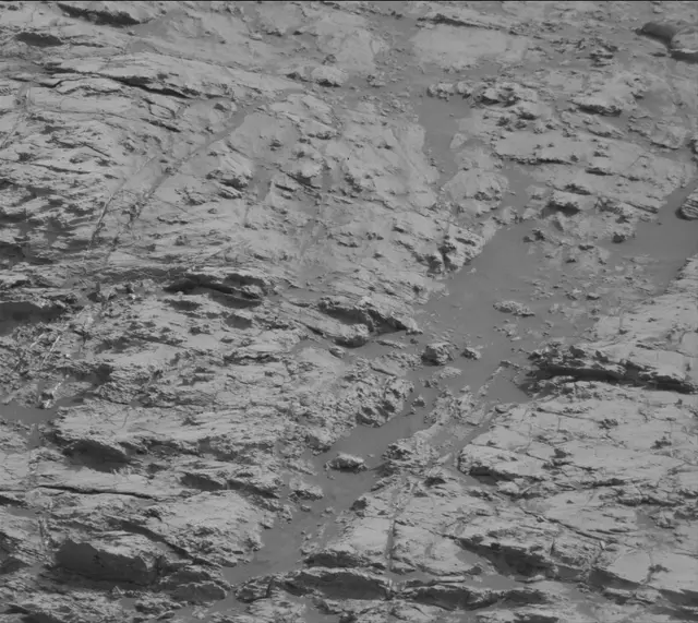 Sol 2799: Mast Camera (Mastcam)