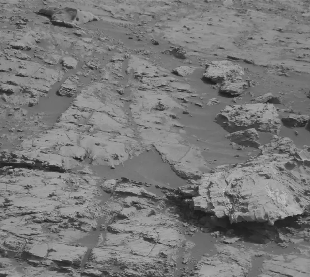 Sol 2799: Mast Camera (Mastcam)