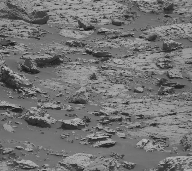Sol 2799: Mast Camera (Mastcam)