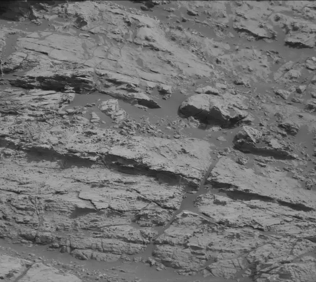 Sol 2799: Mast Camera (Mastcam)
