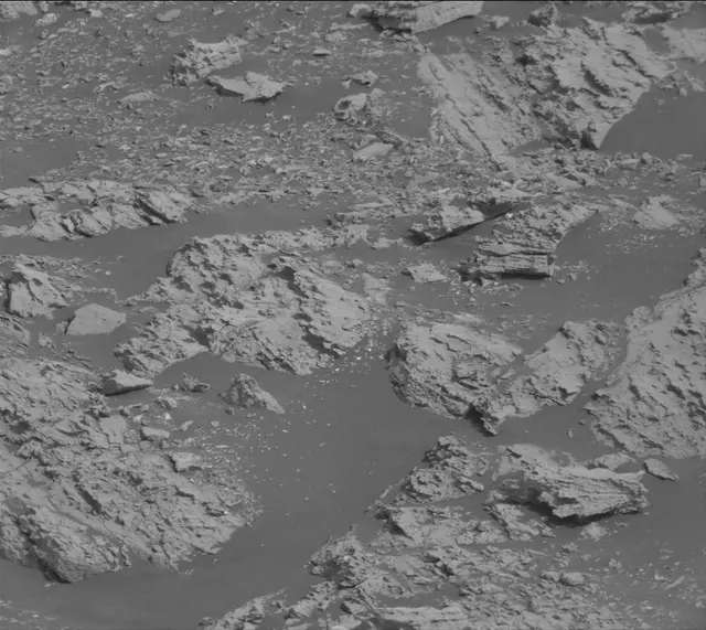 Sol 2799: Mast Camera (Mastcam)