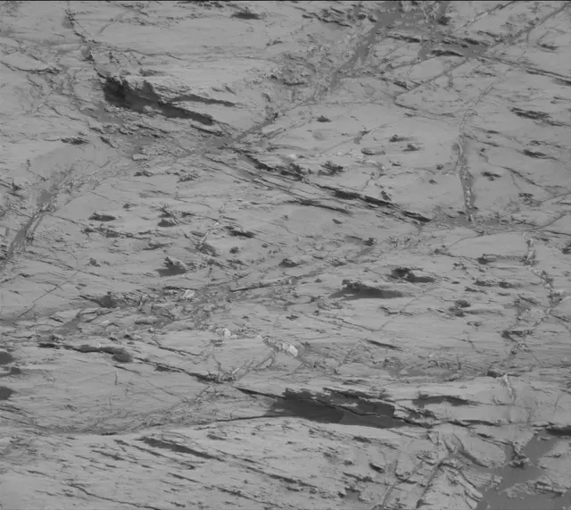 Sol 2799: Mast Camera (Mastcam)