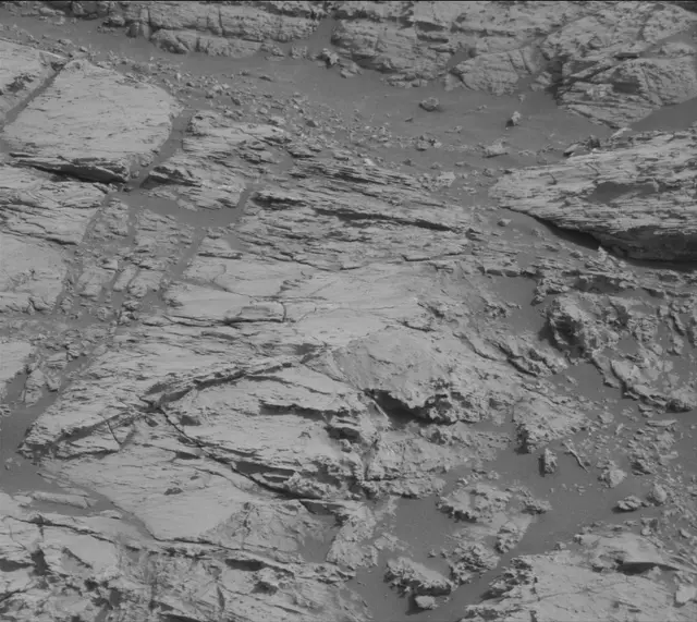 Sol 2799: Mast Camera (Mastcam)
