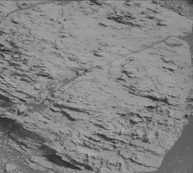 Sol 2799: Mast Camera (Mastcam)
