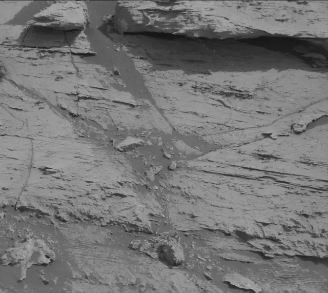 Sol 2799: Mast Camera (Mastcam)