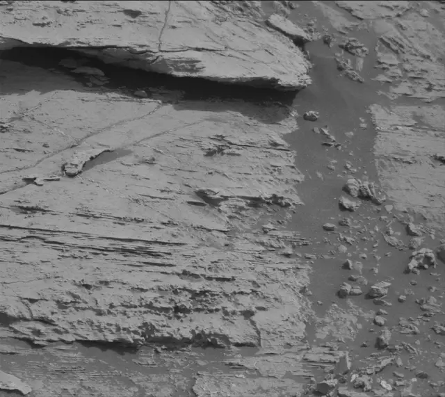 Sol 2799: Mast Camera (Mastcam)