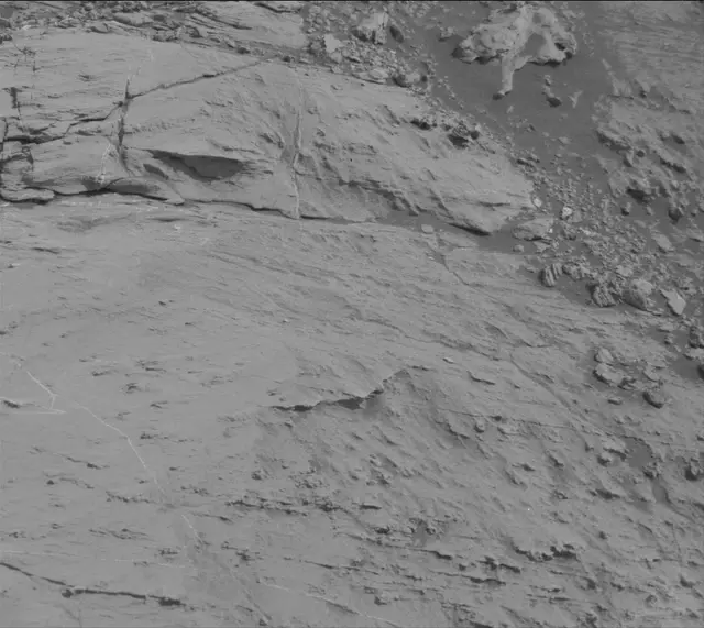 Sol 2799: Mast Camera (Mastcam)