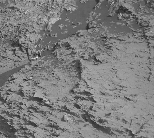 Sol 2799: Mast Camera (Mastcam)