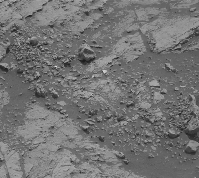 Sol 2799: Mast Camera (Mastcam)