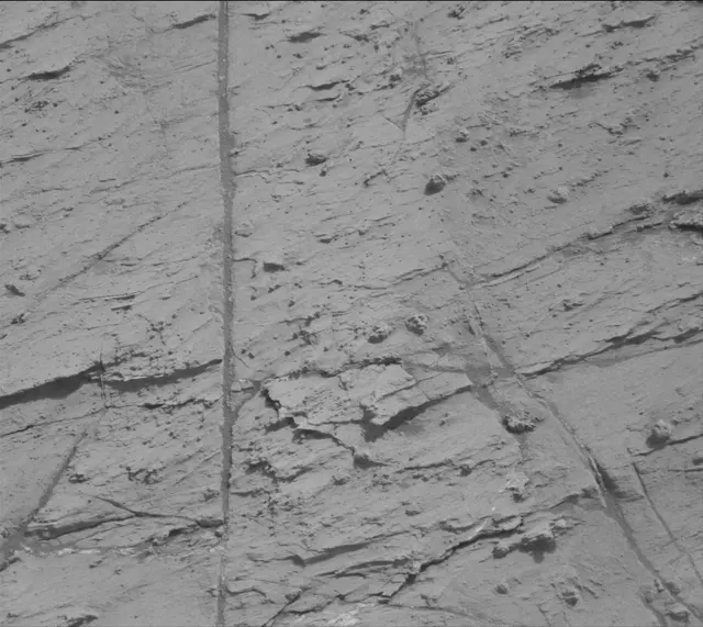 Sol 2799: Mast Camera (Mastcam)