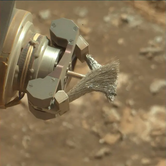 Sol 2801: Mast Camera (Mastcam)