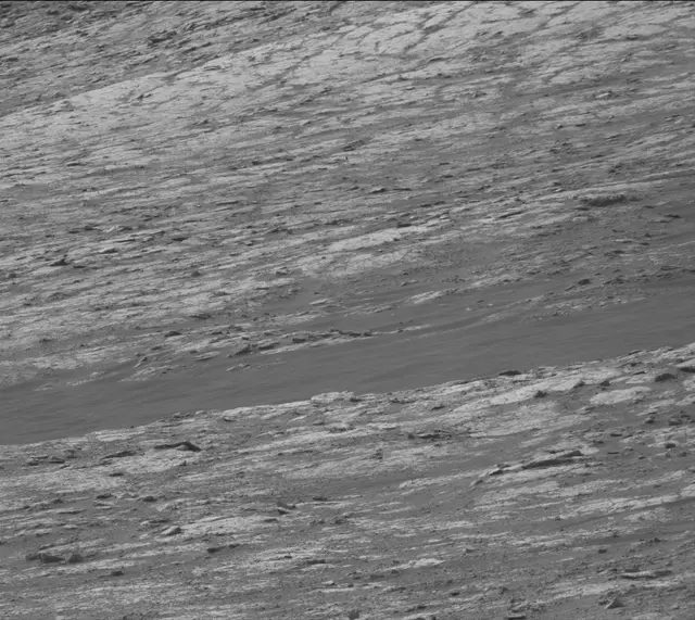 Sol 2801: Mast Camera (Mastcam)