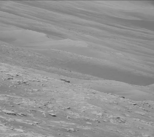 Sol 2801: Mast Camera (Mastcam)