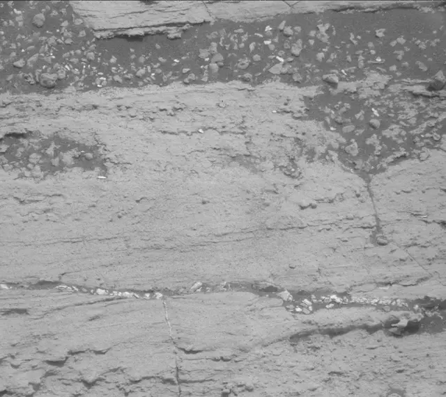 Sol 2802: Mast Camera (Mastcam)