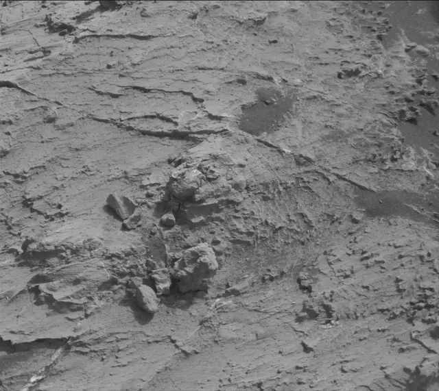 Sol 2803: Mast Camera (Mastcam)