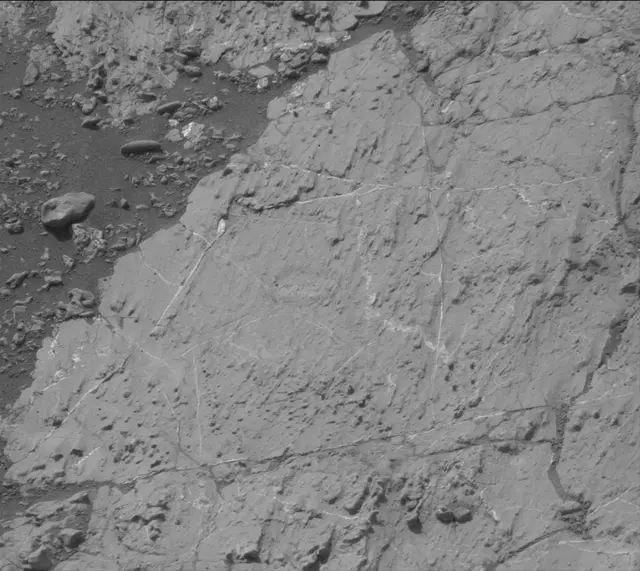 Sol 2803: Mast Camera (Mastcam)