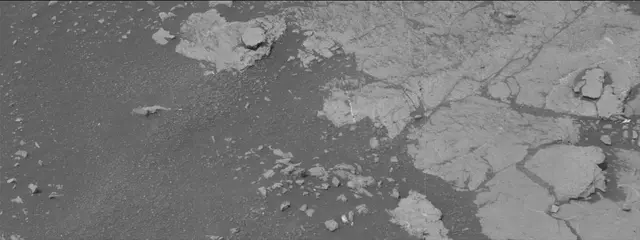 Sol 2804: Mast Camera (Mastcam)