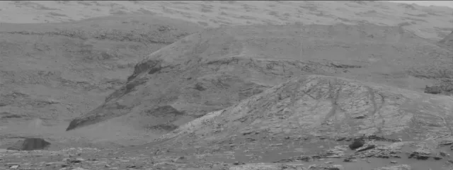 Sol 2804: Mast Camera (Mastcam)