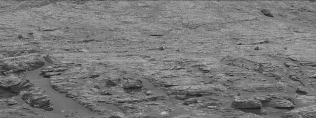 Sol 2804: Mast Camera (Mastcam)